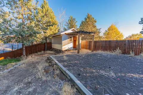 63222 Bedrock Ct, Bend, OR 97701 photo 14