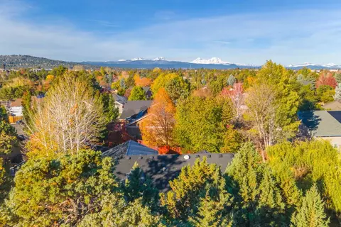 63222 Bedrock Ct, Bend, OR 97701 photo 17