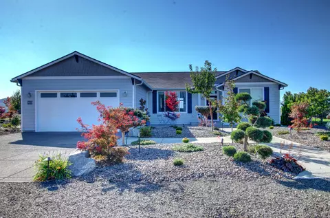 1330 E Justice Rd, Medford, OR 97502
