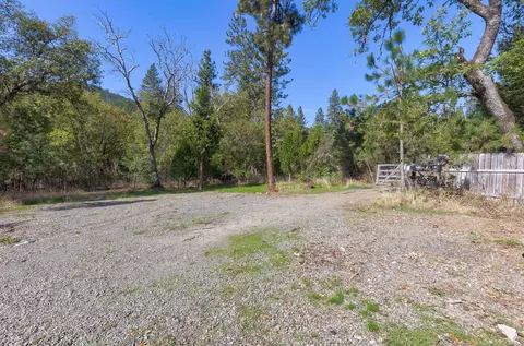 423 Pine Tree Dr, Williams, OR 97544 photo 35