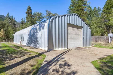 423 Pine Tree Dr, Williams, OR 97544 photo 23