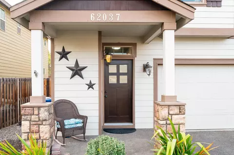 62037 Quail Run Pl, Bend, OR 97701 photo 4
