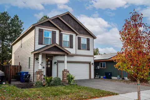 62037 Quail Run Pl, Bend, OR 97701 photo 3
