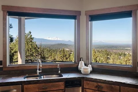 1342 NW Remarkable Dr, Bend, OR 97703 photo 17