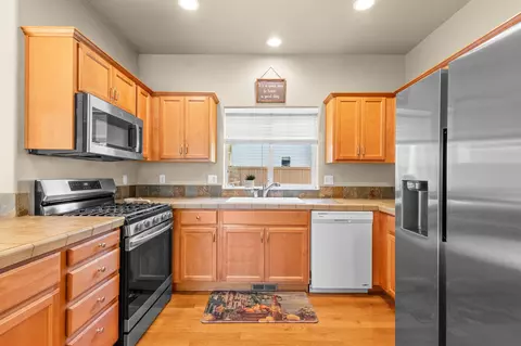 3035 NE Roxy Pl, Bend, OR 97701 photo 13