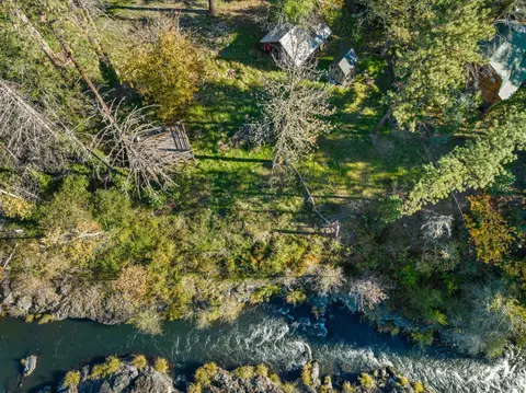 14150 Upper Applegate Rd, Jacksonville, OR 97530