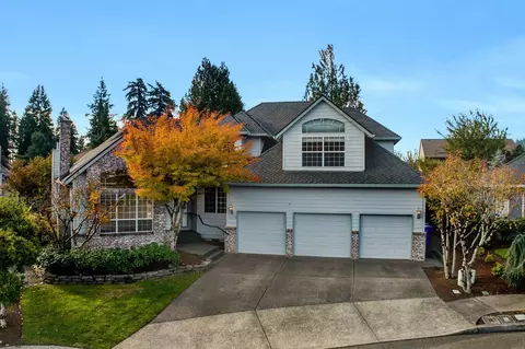 12336 SE Lynda Ln, Happy Valley, OR 97086