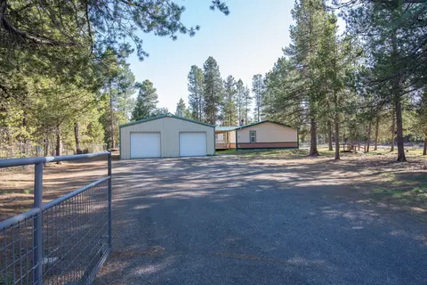 16161 Sparks Dr, La Pine, OR 97739
