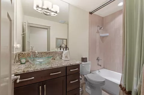 636 John Wayne Dr, Central Point, OR 97502 photo 16