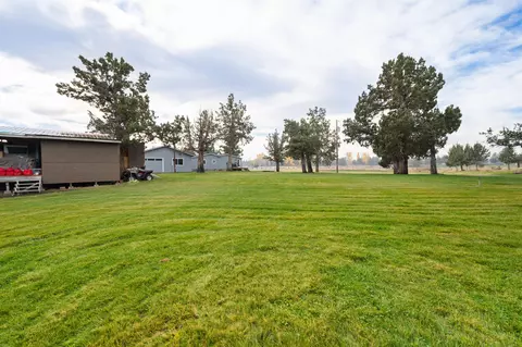63680 Gentry Loop, Bend, OR 97701 photo 50