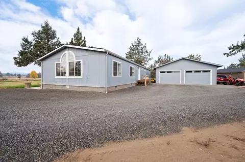 63680 Gentry Loop, Bend, OR 97701 photo 47