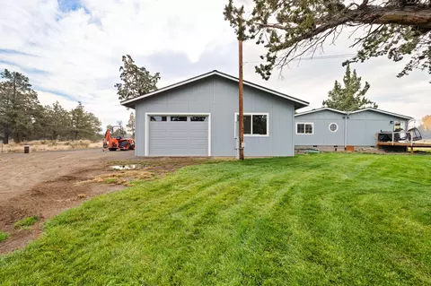 63680 Gentry Loop, Bend, OR 97701 photo 43