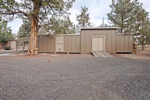 63680 Gentry Loop, Bend, OR 97701 photo 52