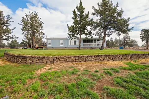 63680 Gentry Loop, Bend, OR 97701 photo 40
