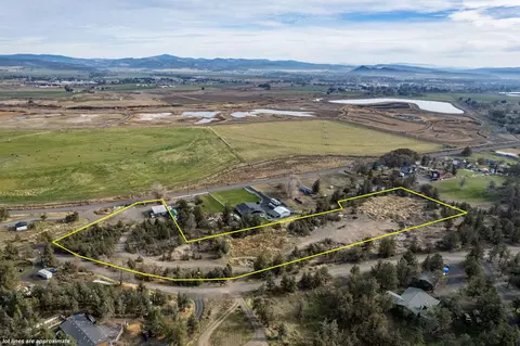 nw peacock, Prineville, OR 97754