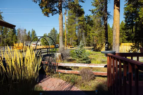 17221 Avocet Dr, Bend, OR 97707 photo 9