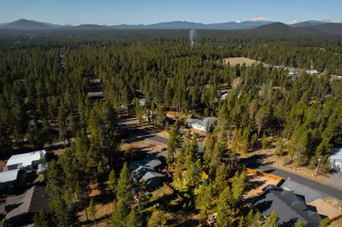 17221 Avocet Dr, Bend, OR 97707 photo 38