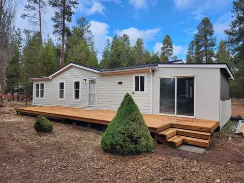 15968 Jacobsen Rd, La Pine, OR 97739