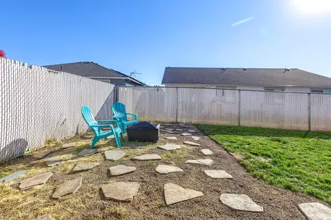 606 Karic Way, Eagle Point, OR 97524 photo 22