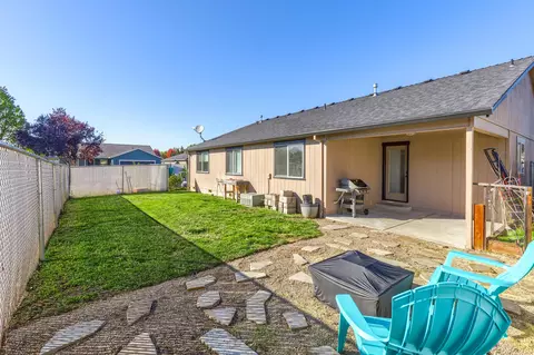 606 Karic Way, Eagle Point, OR 97524 photo 24