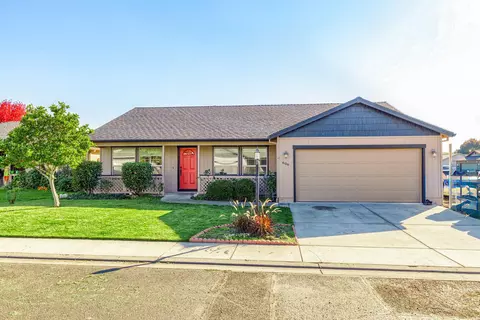 606 Karic Way, Eagle Point, OR 97524 photo 2