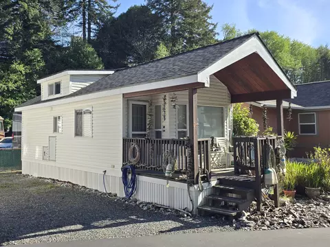 16219 Lower Harbor Rd # 26, Brookings, OR 97415