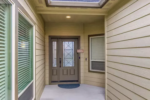 983 Pumpkin Ridge Dr, Eagle Point, OR 97524 photo 4