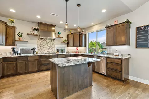 983 Pumpkin Ridge Dr, Eagle Point, OR 97524 photo 11