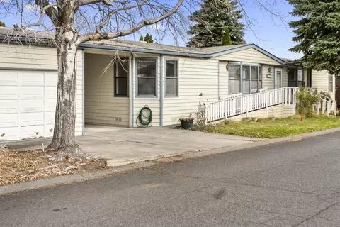 1001 SE 15th St #145, Bend, OR 97702