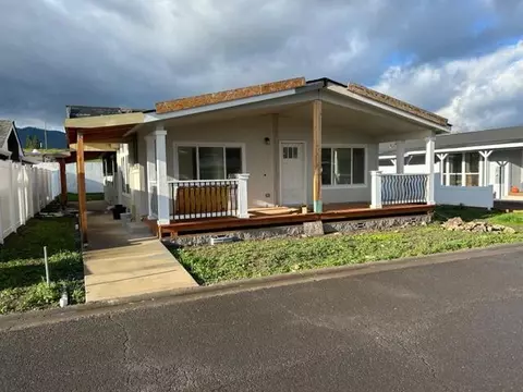 333 Mountain View Apt 73 Dr, Talent, OR 97540