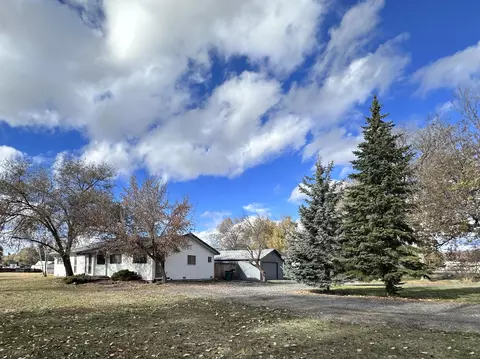 2788 Crest St, Klamath Falls, OR 97603