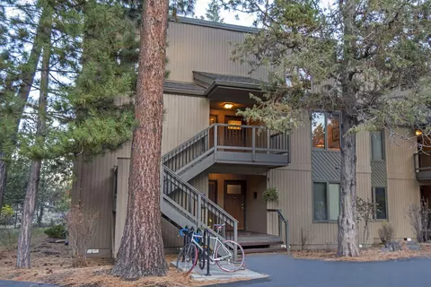 19717 SW Mount Bachelor Dr UNIT 246, Bend, OR 97702