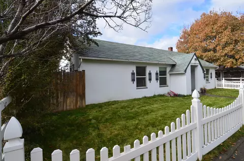 305 S Canyon Blvd, John Day, OR 97845