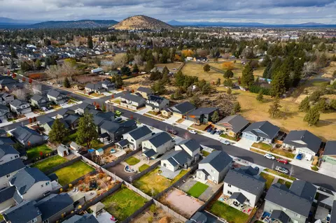 21273 Darnel Ave, Bend, OR 97702 photo 35
