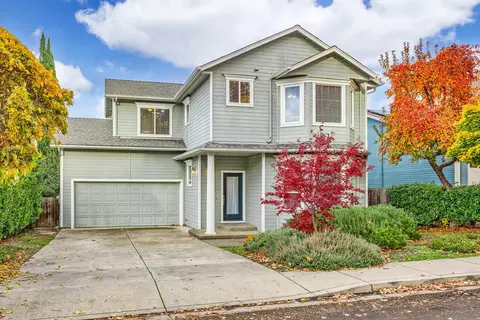 2655 Takelma Way, Ashland, OR 97520