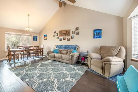 1971 NE Monroe Ln, Bend, OR 97701 photo 2