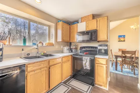 1971 NE Monroe Ln, Bend, OR 97701 photo 9