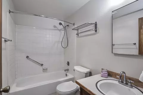 64850 Glacier View Dr, Bend, OR 97703 photo 21