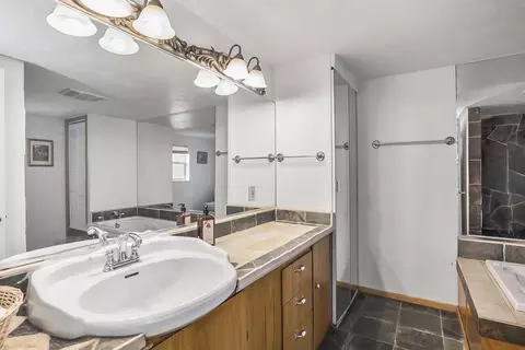 64850 Glacier View Dr, Bend, OR 97703 photo 27