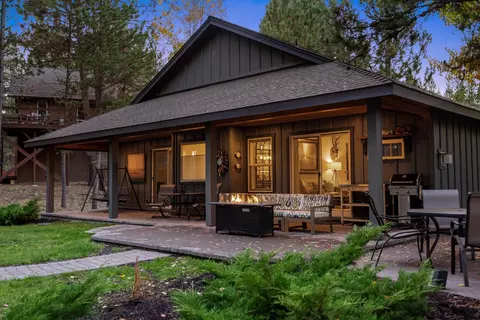 55591 Wagon Master Way, Bend, OR 97707 photo 3