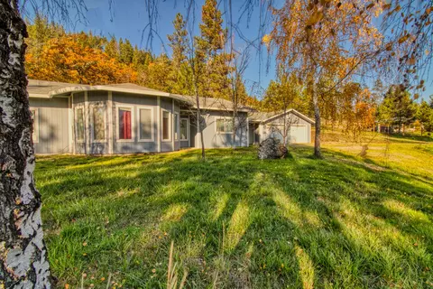 3030 Caves Hwy, Cave Junction, OR 97523