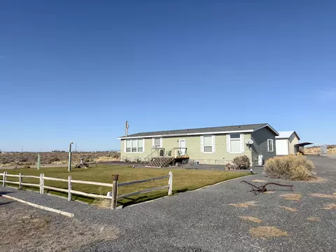 85931 Mountain Lane St, Christmas Valley, OR 97641