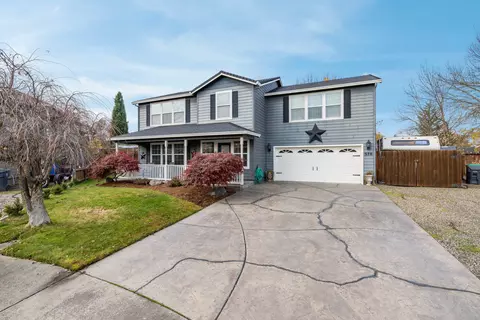 578 Bachand Cir, Central Point, OR 97502