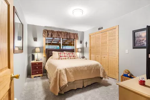 Bedroom - 1735 Rector Dr, La Pine, OR 97739 photo 3 of 3