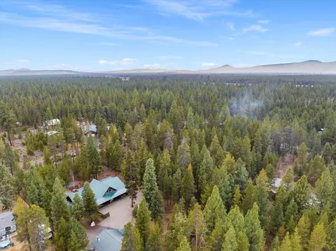 View/Area - 1735 Rector Dr, La Pine, OR 97739 photo 1 of 4