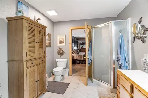 Bath - 1735 Rector Dr, La Pine, OR 97739 photo 2 of 4