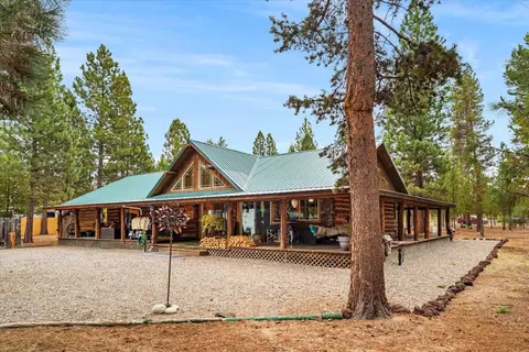 Exterior - 1735 Rector Dr, La Pine, OR 97739 photo 5 of 7