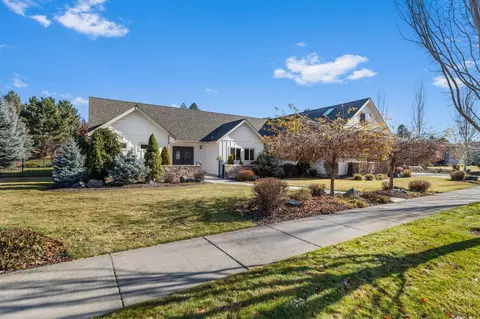 20976 SE Avery Ln, Bend, OR 97702 photo 3