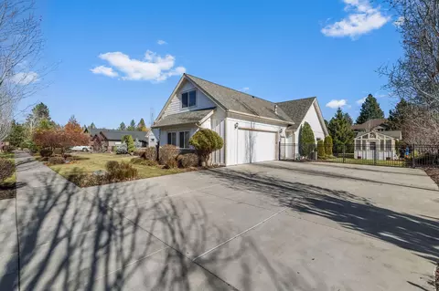20976 SE Avery Ln, Bend, OR 97702 photo 5