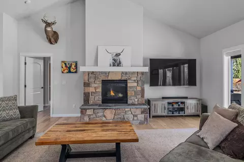 20976 SE Avery Ln, Bend, OR 97702 photo 10